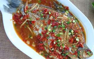 鱼滋鱼味：开胃下饭的泡椒鳊鱼