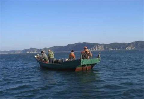 轻型路亚竿船钓法：用路亚竿施展传统的船钓