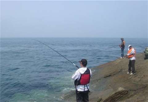 海钓钓位选择的技巧和方法