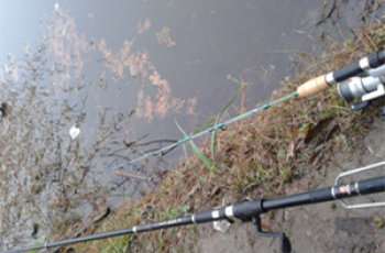 冬季水库使用矶竿串钩的钓组搭配方法